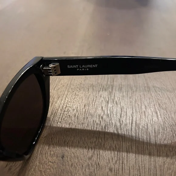 Authentic Saint Laurent 51mm rounded sunglasses - Picture 4 of 6